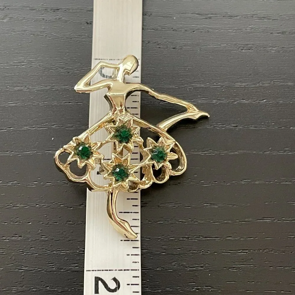 Gerry’s Brooch Ballerina Dancer Figural W/ Tutu Gold Toned Green Rhinestones Pin
